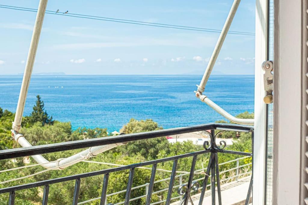 Blue Maraci 2 - Sea View, Kitchen, Beach Access Leilighet Himare Eksteriør bilde